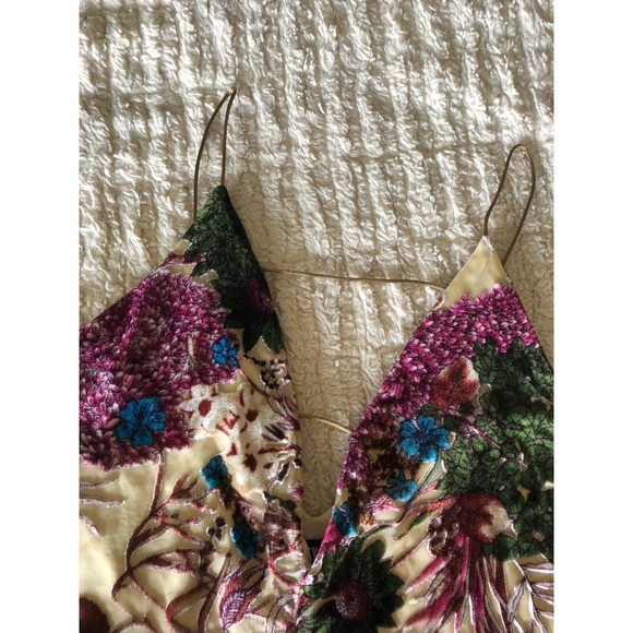 NWT Audrey Brooklyn Floral Velvet Dress - Picture 3 of 6